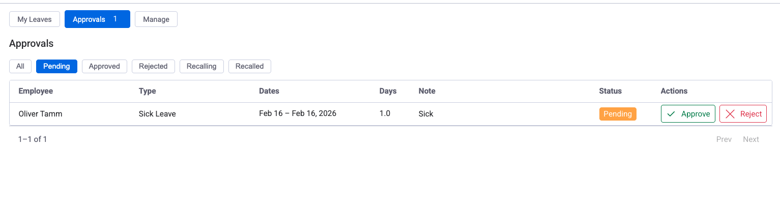 Leave Pending Approvals view showing requests awaiting action with approve and reject buttons